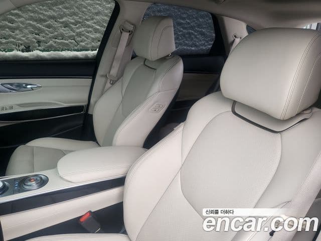 Genesis GV70 2021 — ფოტო 5/16