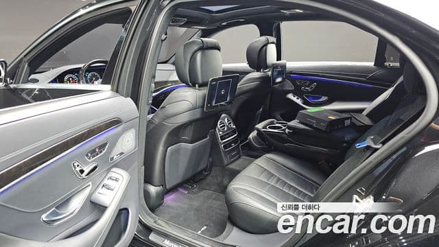 Mercedes-Benz S-Class 2020 — Photo 5/20
