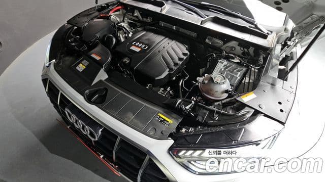 Audi Q5 2024 — Photo 3/20
