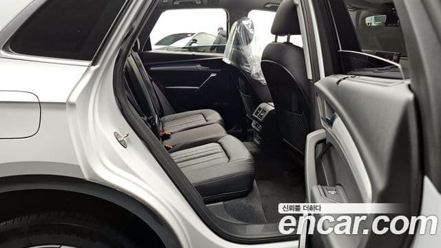 Audi Q5 2024 — Photo 17/20