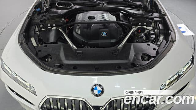 BMW 7 Series 2023 — ფოტო 6/20