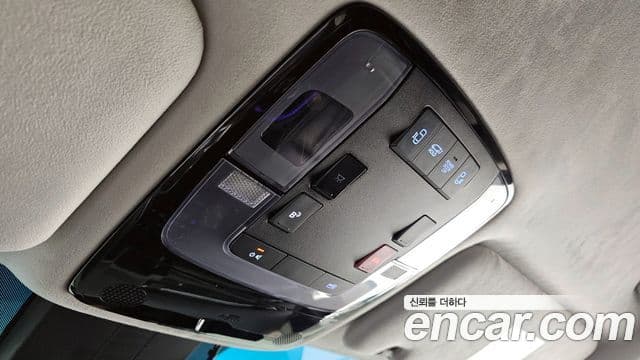Hyundai Staria 2021 — Şəkil 17/20