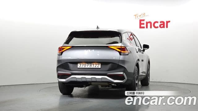 Kia Sportage 2021 — ფოტო 4/20