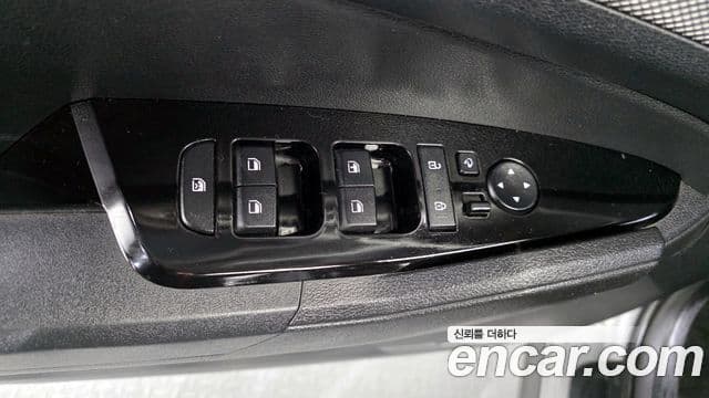 Kia Sportage 2021 — ფოტო 14/20