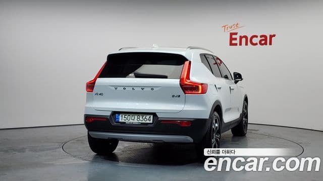 Volvo XC40 2021 — Şəkil 4/20