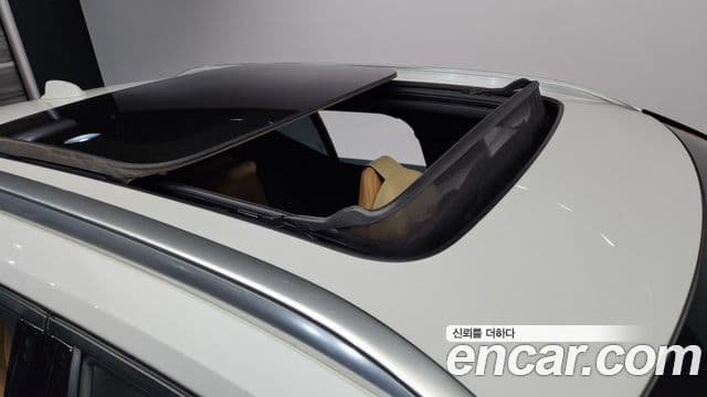 Volvo XC40 2021 — Şəkil 19/20