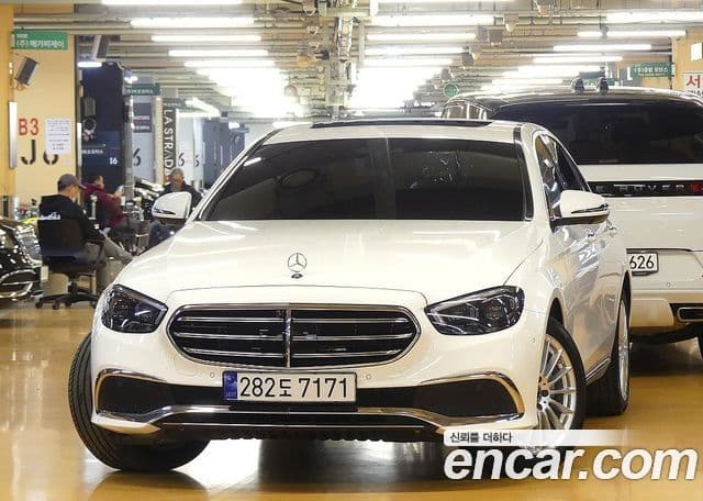 Mercedes-Benz E-Class 2023 — Şəkil 2/20