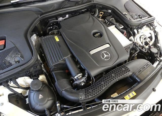 Mercedes-Benz E-Class 2023 — Şəkil 5/20