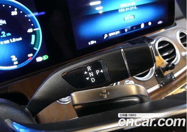 Mercedes-Benz E-Class 2023 — Şəkil 7/20