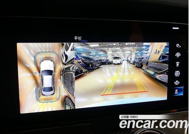 Mercedes-Benz E-Class 2023 — фото 15 из 20