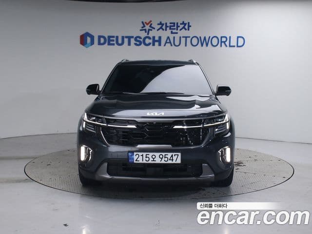 Kia Seltos 2023 — фото 2 из 20