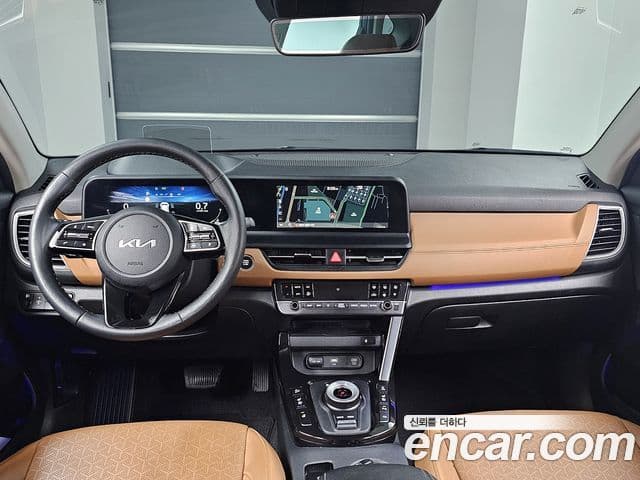 Kia Seltos 2023 — фото 10 из 20