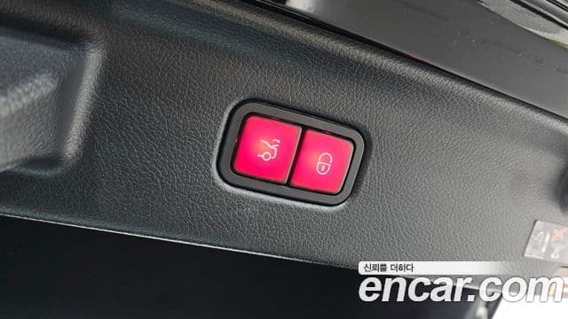 Mercedes-Benz S-Class 2023 — Photo 11/20