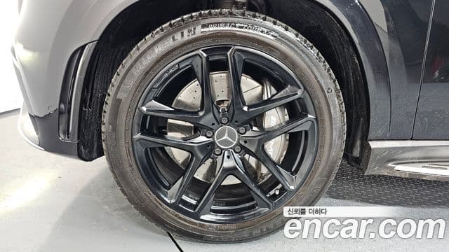 Mercedes-Benz GLE-Class 2022 — Şəkil 5/20