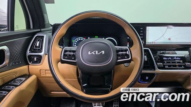Kia Sorento 2022 — ფოტო 17/20