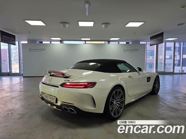 Mercedes-Benz AMG GT 2020 — Photo 13/17