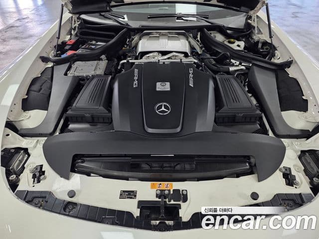 Mercedes-Benz AMG GT 2020 — Photo 6/17