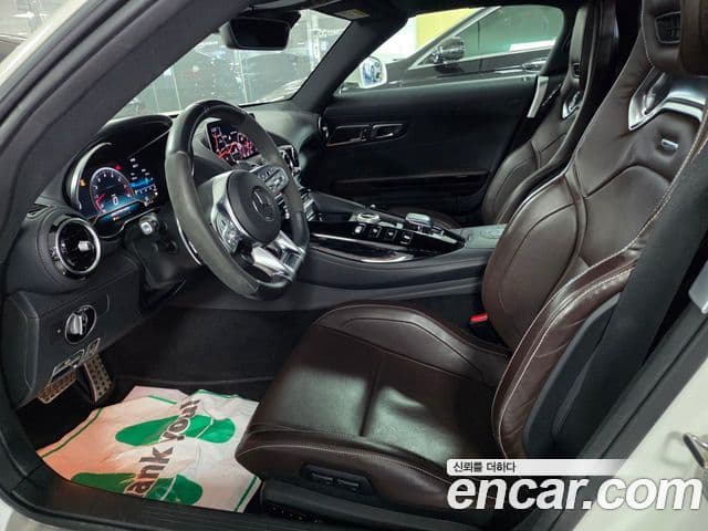 Mercedes-Benz AMG GT 2020 — Photo 9/17