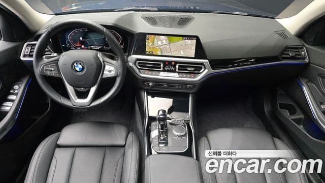 BMW 3 Series 2022 — ფოტო 7/20