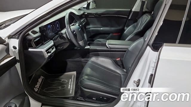Hyundai Grandeur 2023 — ფოტო 8/18