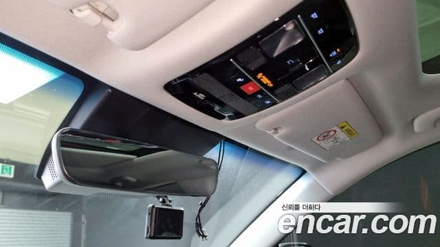 Hyundai Grandeur 2023 — ფოტო 14/18