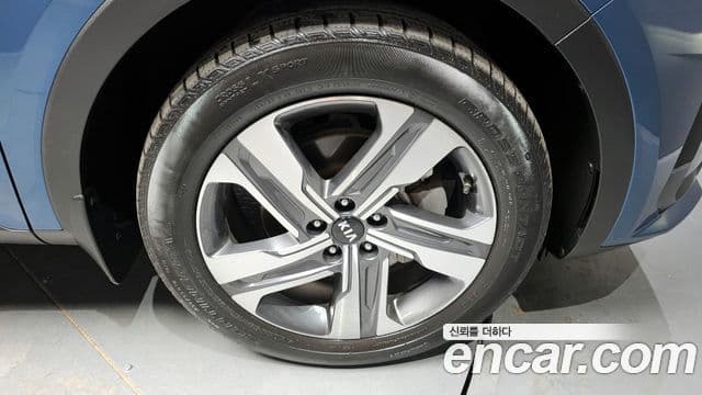 Kia Sorento 2020 — ფოტო 5/20