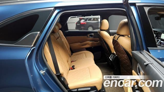 Kia Sorento 2020 — ფოტო 11/20