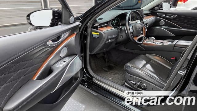 Kia The K9 2018 — фото 11 из 20