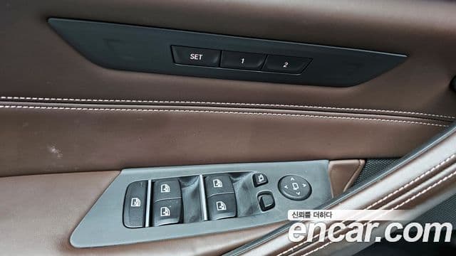 BMW 5 Series 2018 — Photo 16/20
