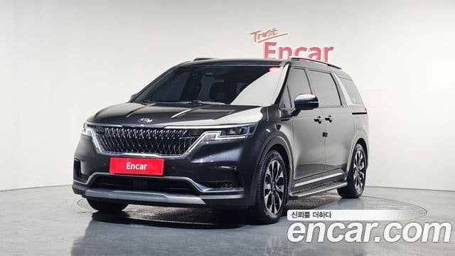 Kia Carnival 2021 — ფოტო 1/20