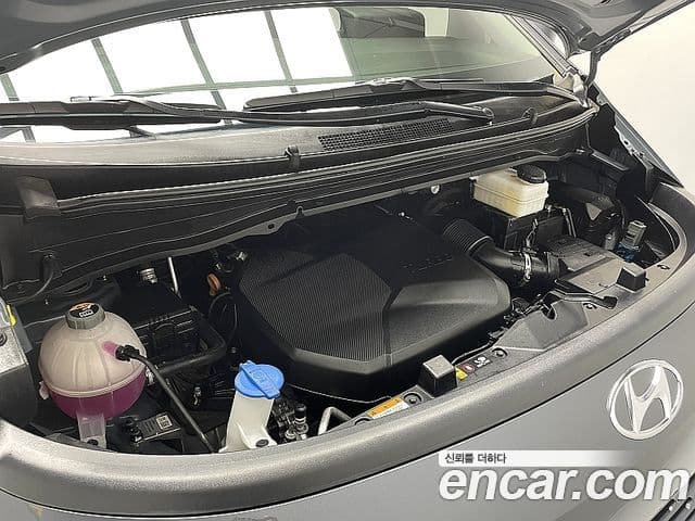 Hyundai Staria 2023 — фото 5 из 20