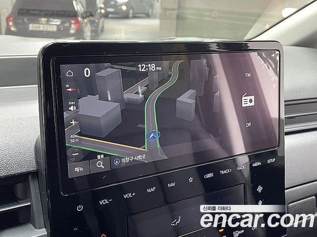 Hyundai Staria 2023 — ფოტო 14/20
