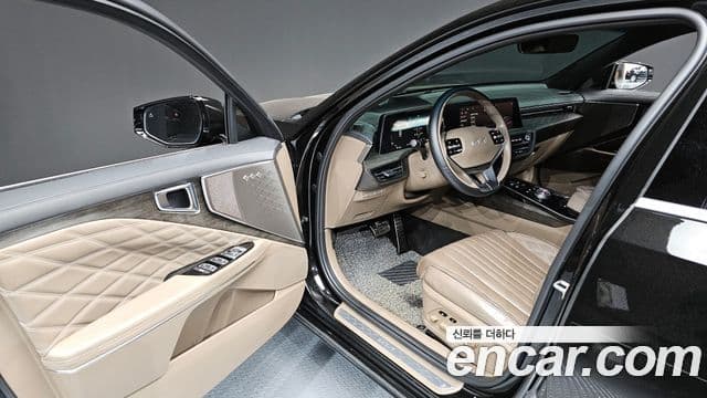 Kia K8 2023 — Photo 9/20