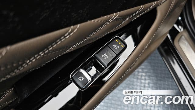 Kia K8 2023 — Photo 7/20