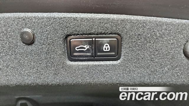 Kia K8 2023 — Photo 5/20