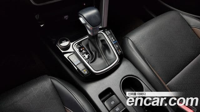 Kia Seltos 2019 — Şəkil 9/20