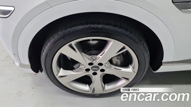 Genesis GV80 2022 — Şəkil 4/18