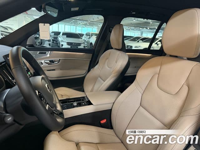 Volvo XC90 2025 — Şəkil 8/20