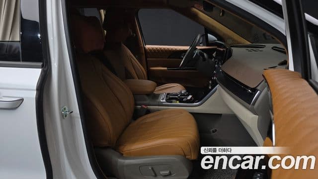 Kia Carnival 2021 — ფოტო 11/20