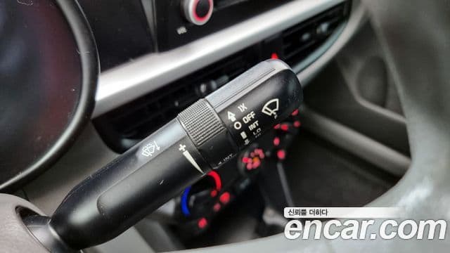 Kia All New Morning 2018 — ფოტო 17/20