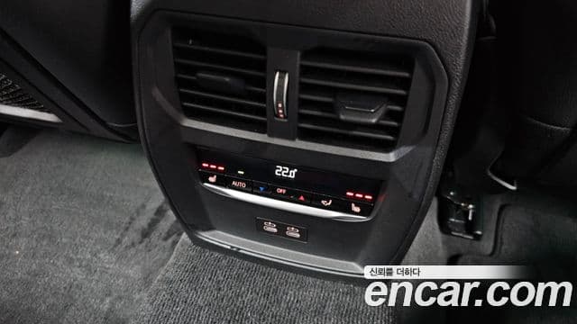 BMW 3 Series 2020 — Şəkil 18/20