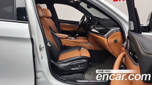BMW X6 2018 — Şəkil 18/20