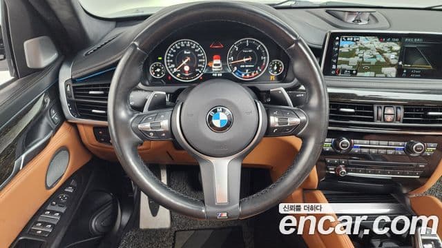 BMW X6 2018 — Şəkil 14/20