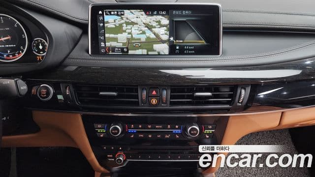 BMW X6 2018 — Şəkil 17/20