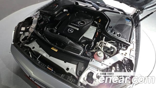Mercedes-Benz E-Class 2021 — Фото 6/20