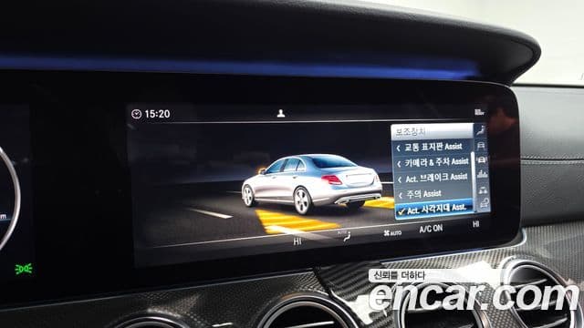 Mercedes-Benz E-Class 2019 — ფოტო 16/20