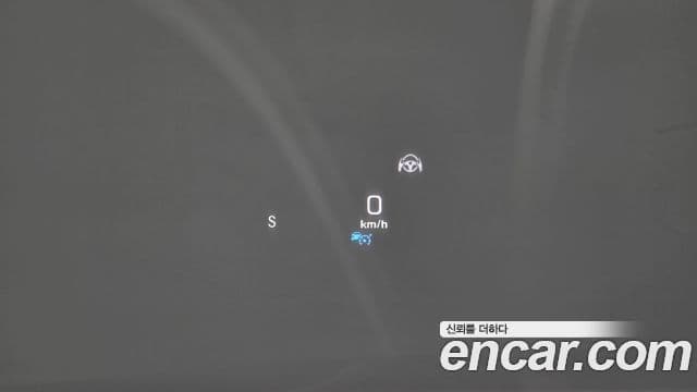 Mercedes-Benz E-Class 2019 — ფოტო 17/20