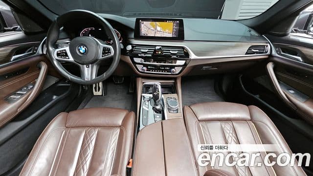 BMW 5 Series 2020 — Photo 4/20