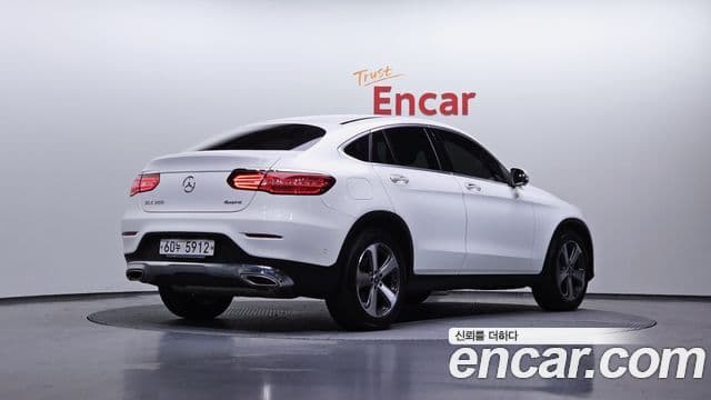 Mercedes-Benz GLC-Class 2019 — ფოტო 1/20