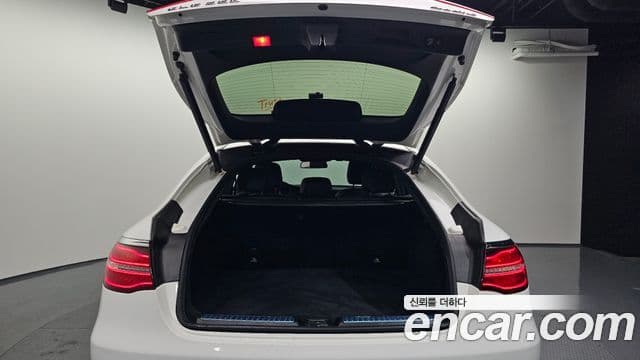 Mercedes-Benz GLC-Class 2019 — ფოტო 19/20